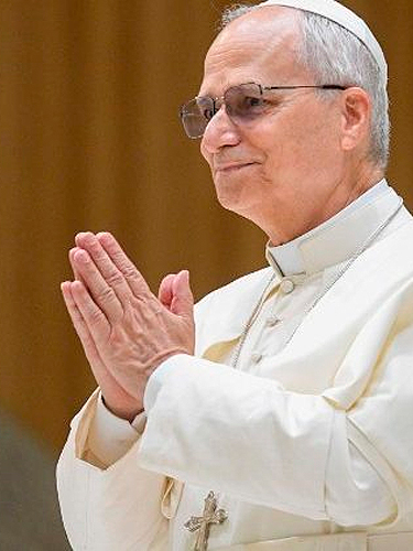 León XIV convoca día de oración y ayuno por la paz